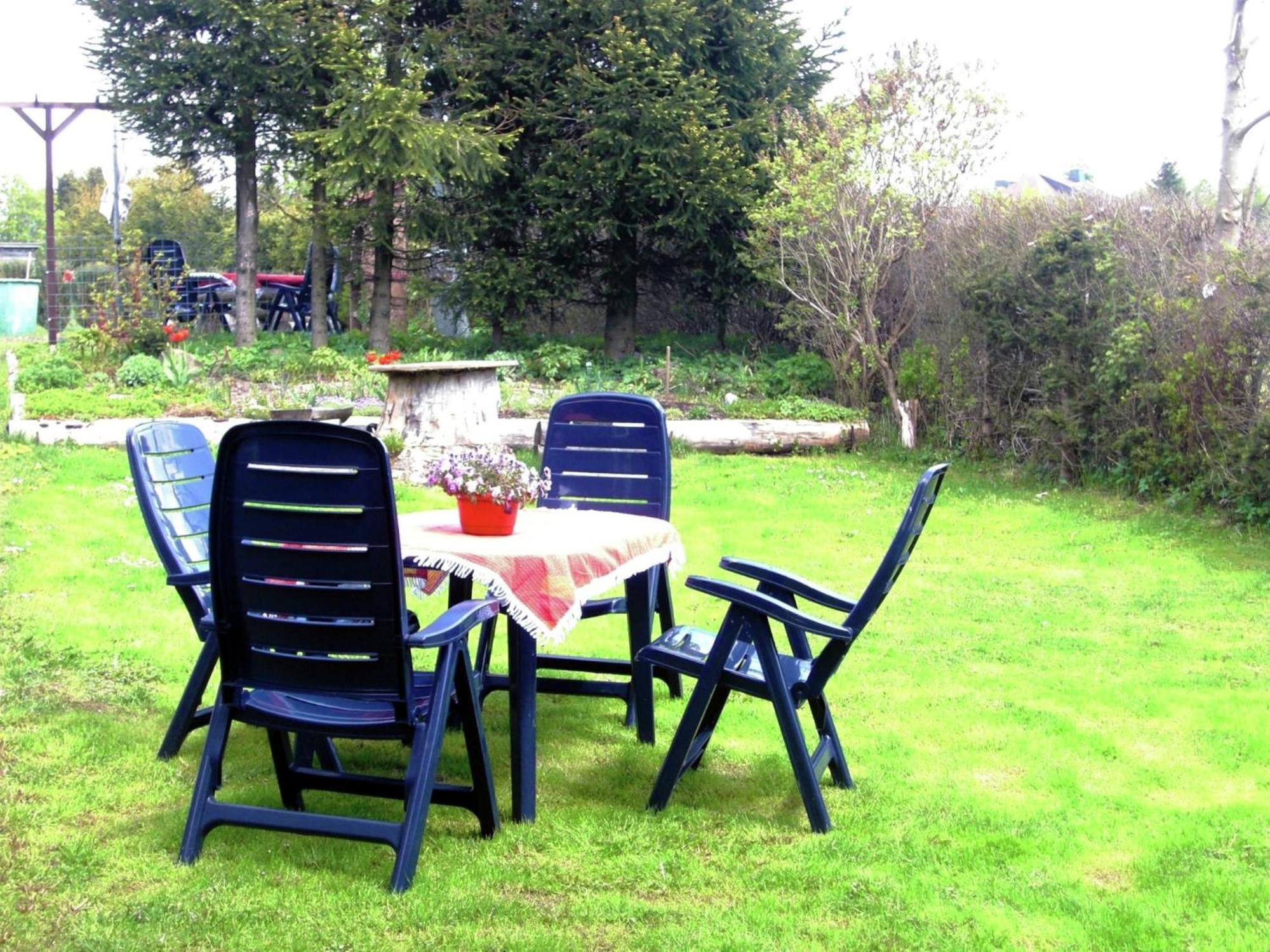 Holiday Home In Neustadt Am Rennsteig With Pond Екстериор снимка