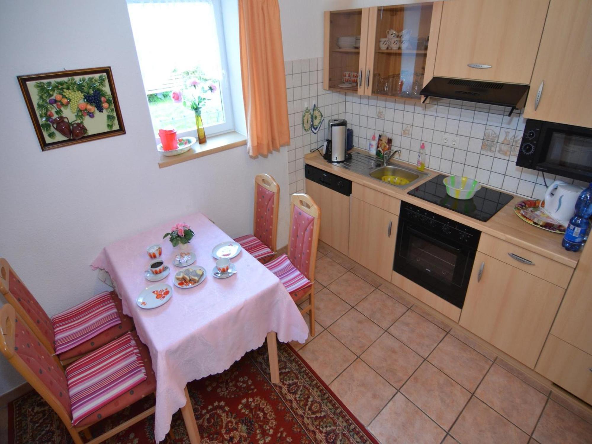 Holiday Home In Neustadt Am Rennsteig With Pond Екстериор снимка